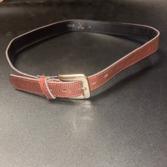 Brown Textured Faux Leather Gold-Tone Hardware Adjustable Belt Women's Size 8 - Picture 1 of 9